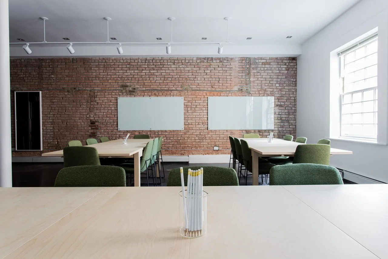 The Neuroscience of the Classroom Environment